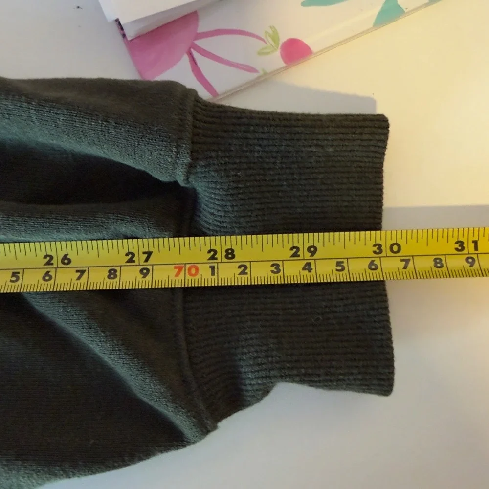 PrAna Women's Hemp Blend Crewneck Crop Sweatshirt Size L Green Sustainable